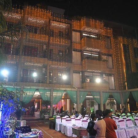 Jjk Rukmini Vilas Hotel & Banquet Muzaffarpur Kültér fotó