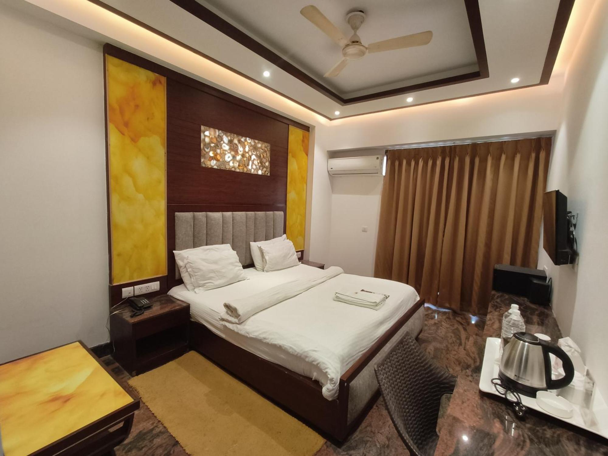 Jjk Rukmini Vilas Hotel & Banquet Muzaffarpur Kültér fotó