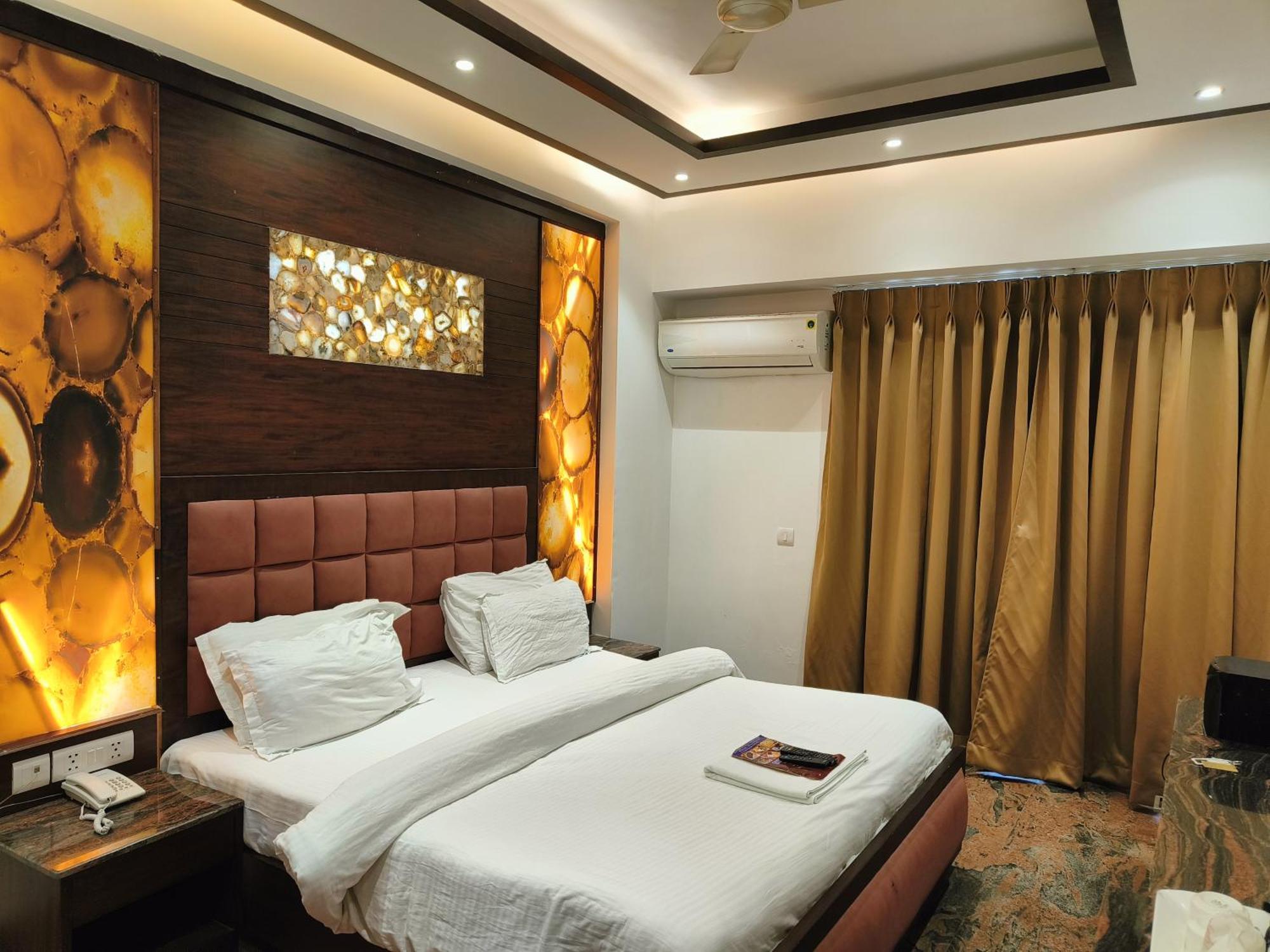 Jjk Rukmini Vilas Hotel & Banquet Muzaffarpur Kültér fotó