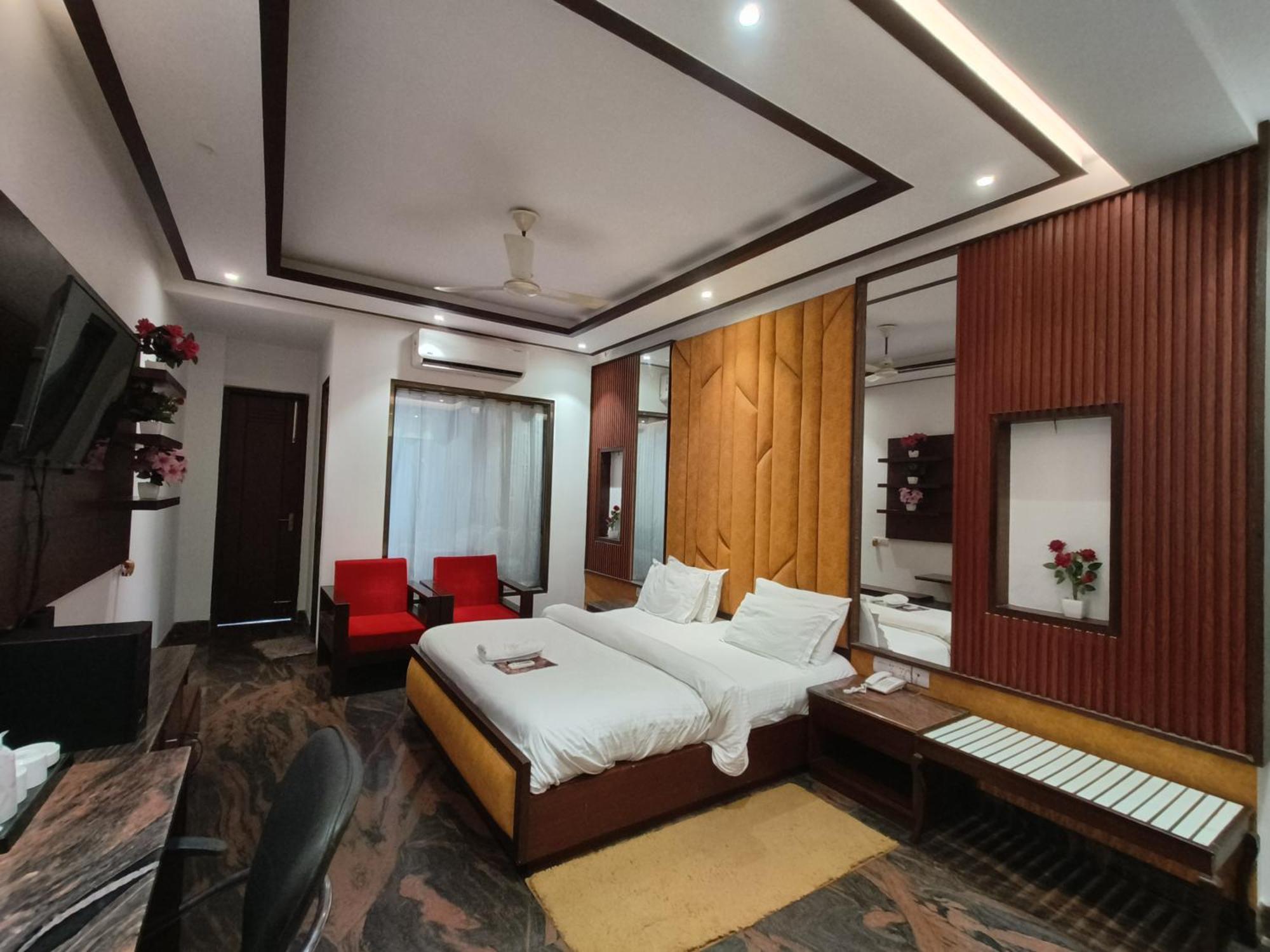 Jjk Rukmini Vilas Hotel & Banquet Muzaffarpur Kültér fotó