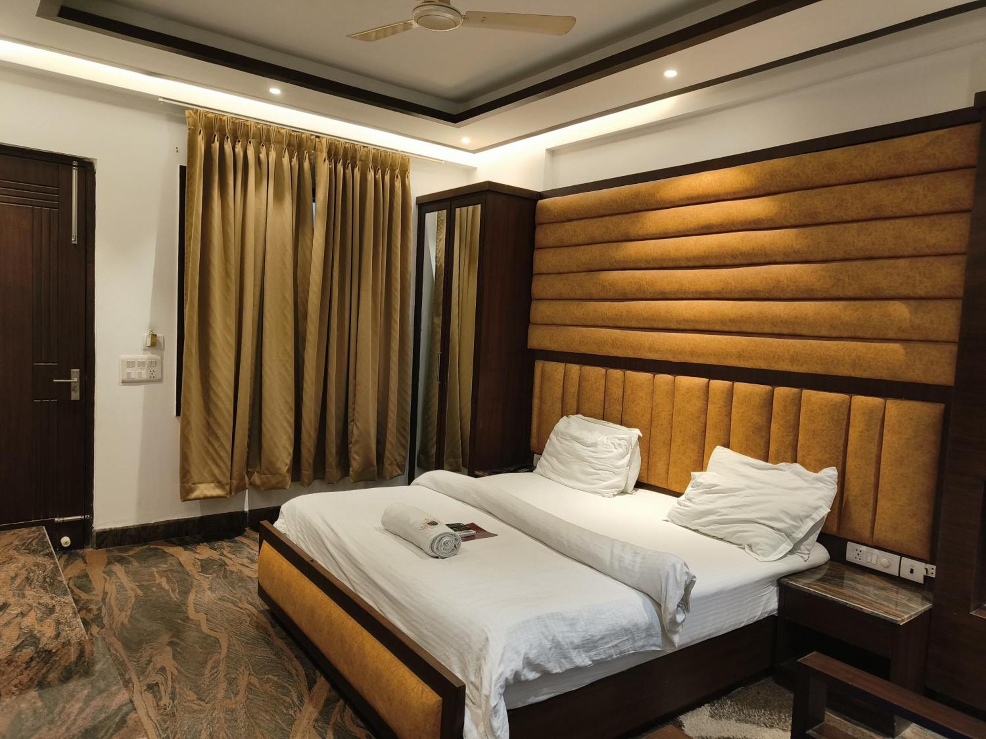 Jjk Rukmini Vilas Hotel & Banquet Muzaffarpur Kültér fotó