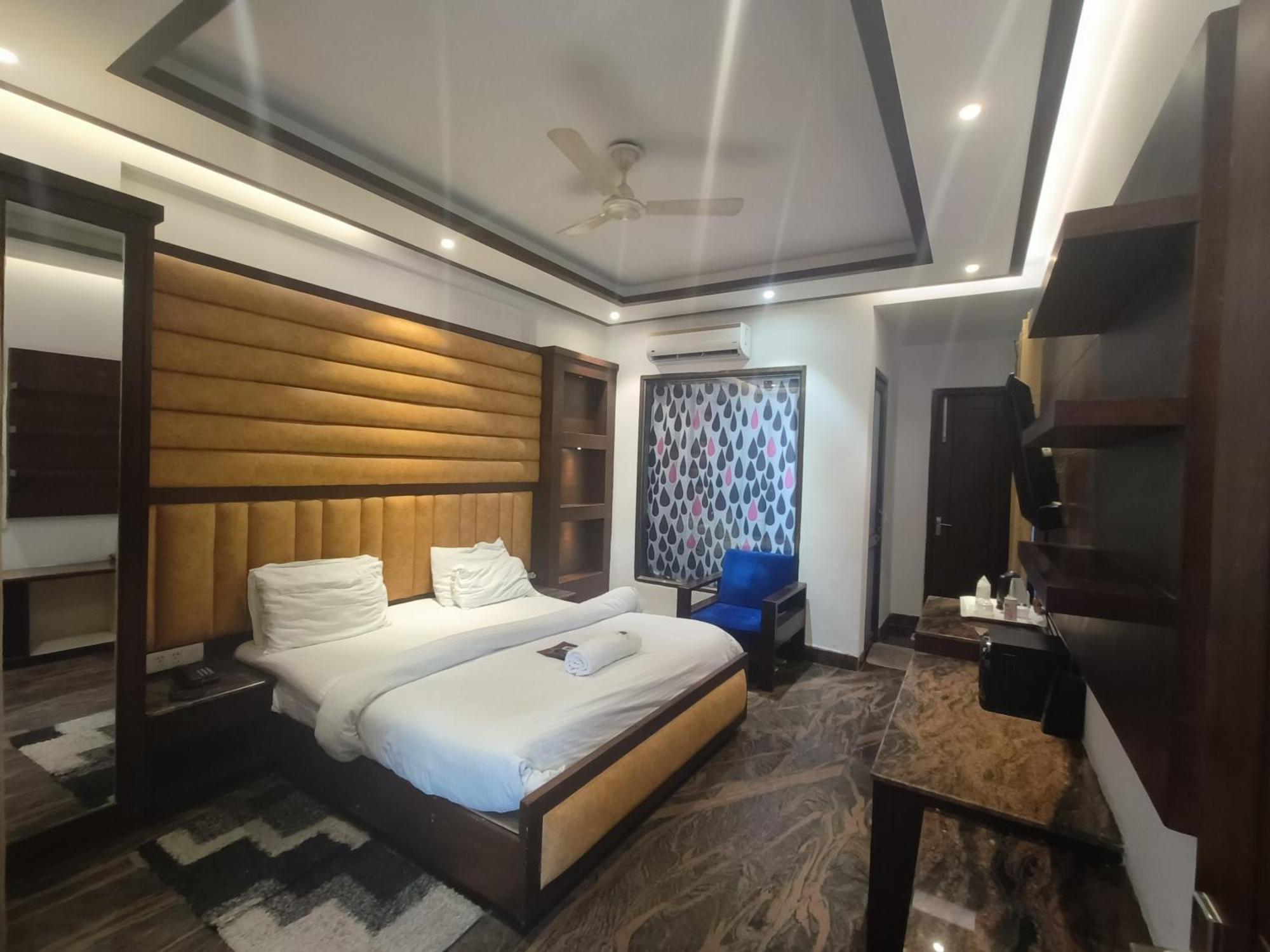 Jjk Rukmini Vilas Hotel & Banquet Muzaffarpur Kültér fotó